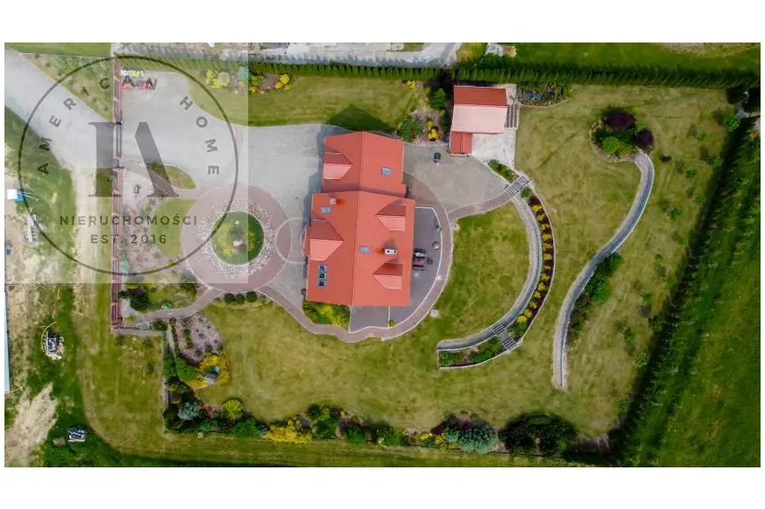 Elbląg, Bukowa, Dom z sercem i przestrzenią dla wszystkich