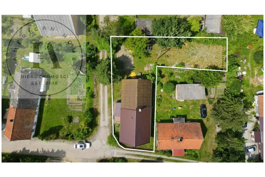 nowodworski, Nowy Dwór Gdański, Marzęcino, Główna, Dom nad rzeką