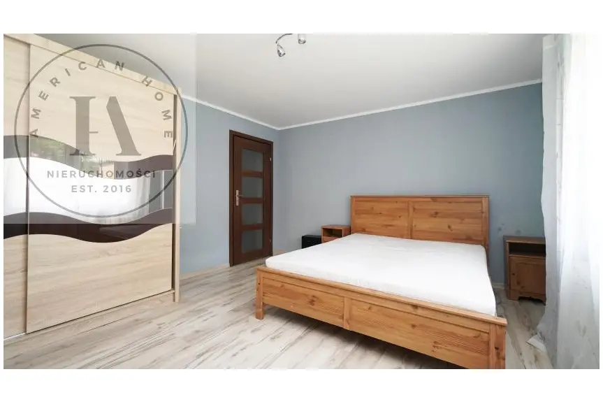 nowodworski, Nowy Dwór Gdański, Marzęcino, Główna, Dom nad rzeką