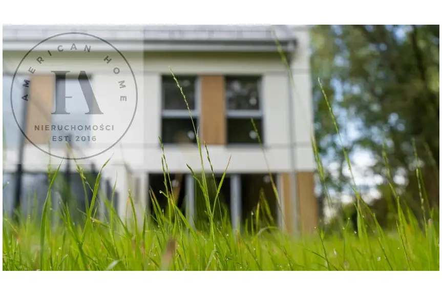 Elbląg, Nowodworska, Nowoczesny dom w Elblągu.