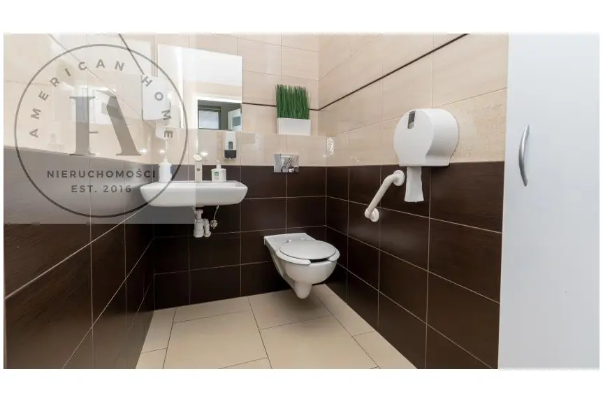 Elbląg, Malborska, Lokal na parterze w Elblągu.